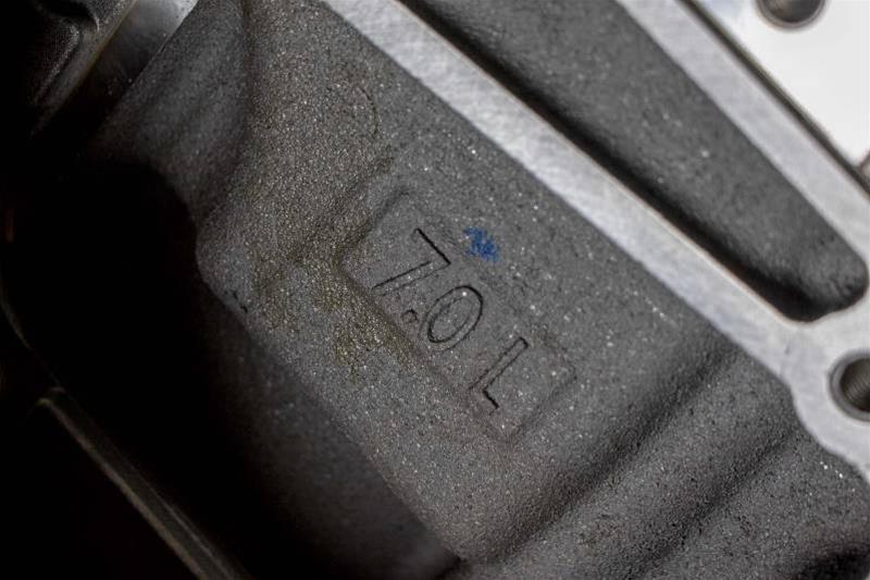Chevrolet Performance 7.0L 427 C.I.D. LS7 Long Block Crate Engines 19303238 image 3